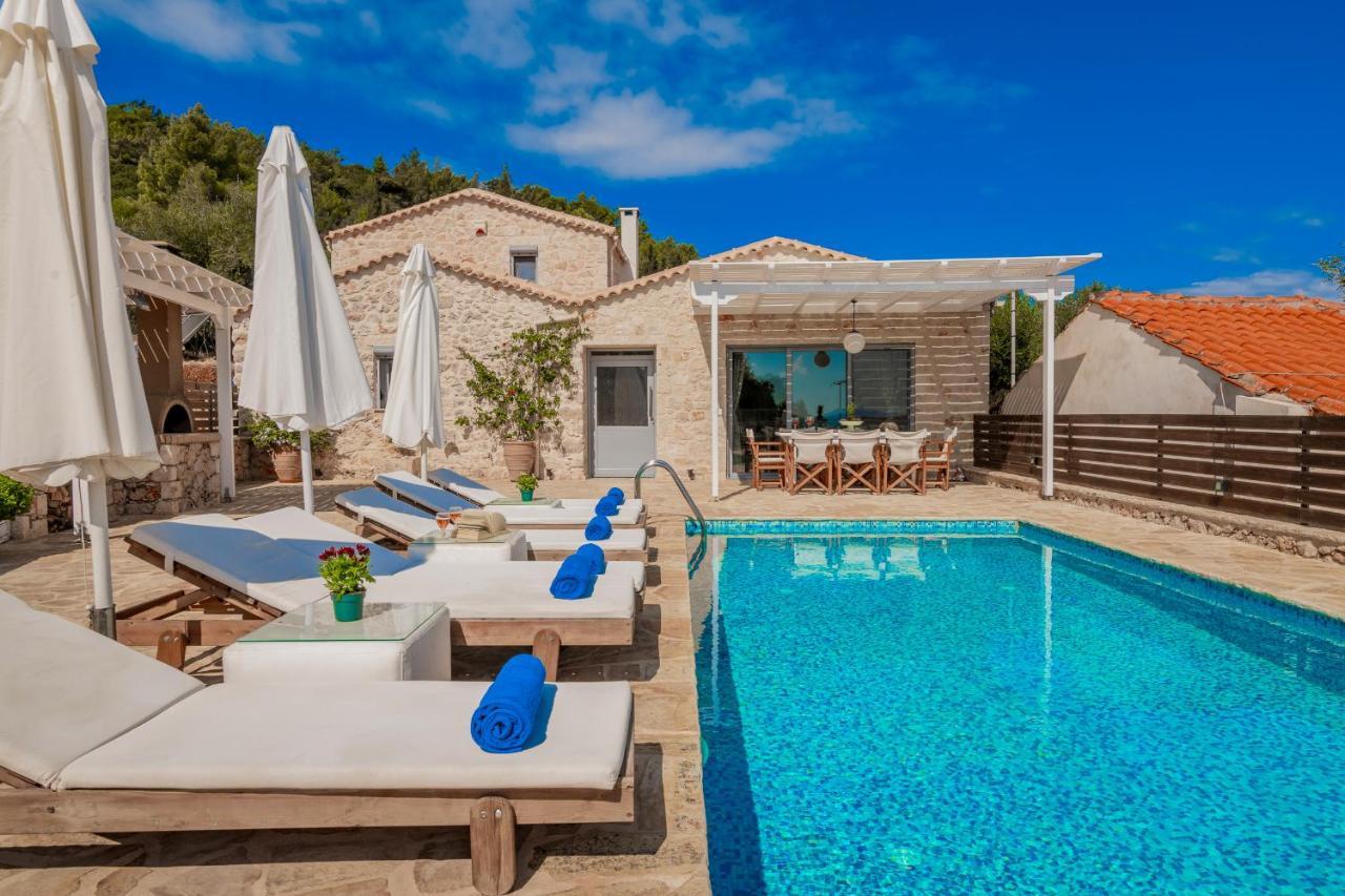 Villa Daniela - Private Pool And Serene Location, By Zantewize Koríthion Exterior photo