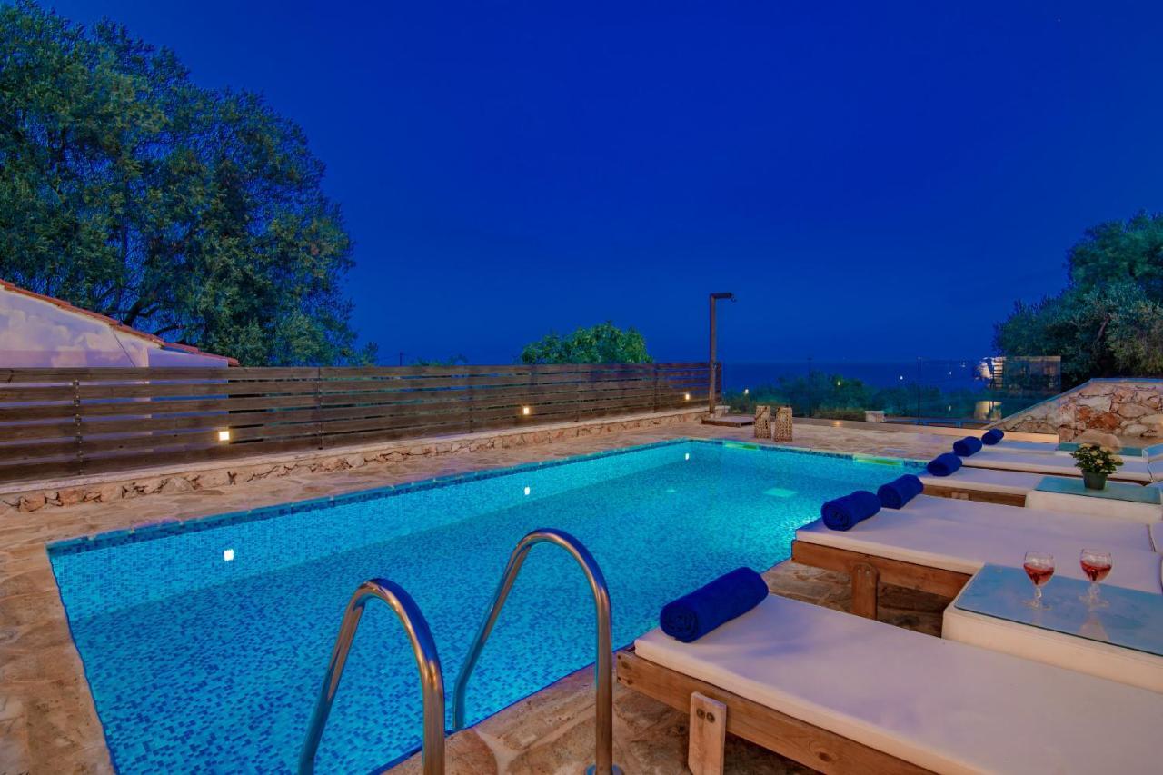 Villa Daniela - Private Pool And Serene Location, By Zantewize Koríthion Exterior photo